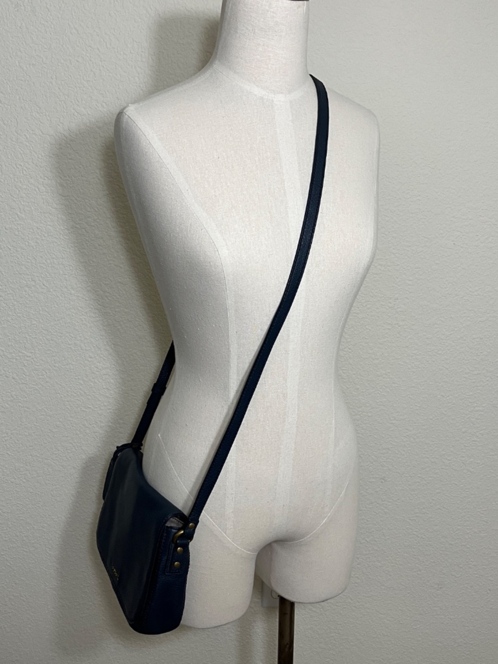Fossil Navy Blue Crossbody Purse